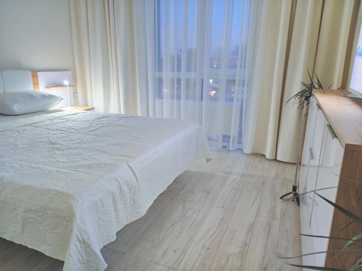 "Well-Being" Popular Among Business Person Apartment Лвив Екстериор снимка