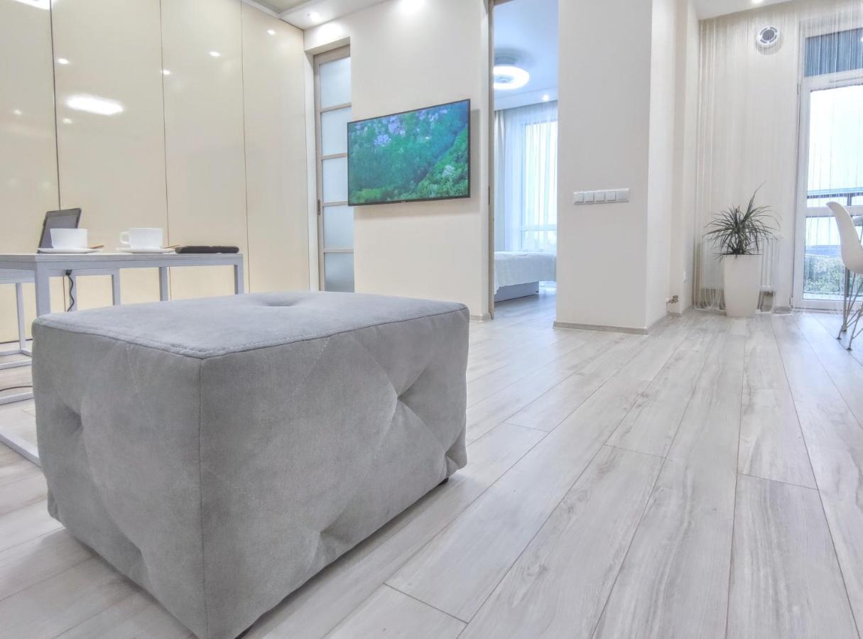 "Well-Being" Popular Among Business Person Apartment Лвив Екстериор снимка